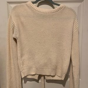 Super cute sweater!!